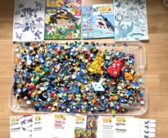 LaQ 約1.8キロ　大量セット 図鑑・ガイドブック付きのサムネイル