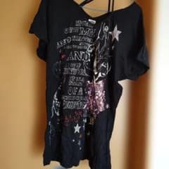 お値下げScoLar スカラー Tシャツ 黒 星 スパンコールのサムネイル