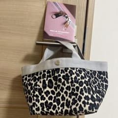 エルベシャプリエ パンサーブラン701 - メルカリ