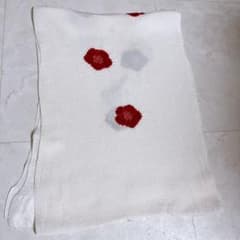正絹ちりめん★エンジ飛びぶり帯揚げ＆雪輪ゴールド刺繍のサムネイル