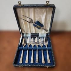 YE OMAN PLATE Epns イギリスアンティーク フォークセット YE OMAN PLATE Epns イギリスアンティーク フォークセット - メルカリ