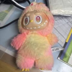 ラブブのサムネイル