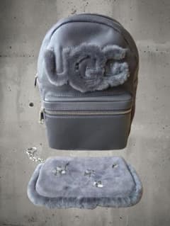 美品　UGG DANNIE II 限定さくら刺繍 バックパック ポーチ付きのサムネイル