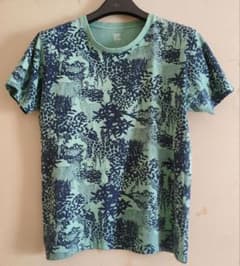 【専用】グラニフgraniph 半袖 Tシャツ Ｍ 動物と植物の総柄 コットンのサムネイル