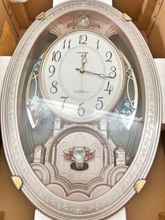値下げ中☆CITIZEN 電波掛け時計（電池付き）のサムネイル