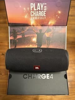 JBL CHARGE4 ワイヤレススピーカー 本体のサムネイル