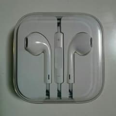 Apple純正イヤホンのサムネイル
