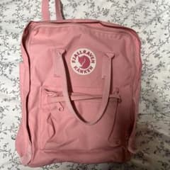 Fjällräven Kanken ピンクリュックのサムネイル
