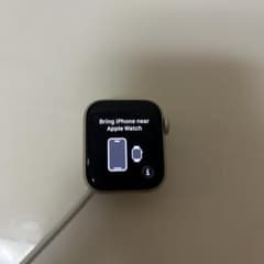 よ*よ様 Apple Watch SE 第2世代40mm アルミニウムケース 本のサムネイル