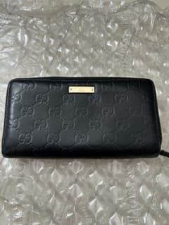 GUCCI ブラックレザー 長財布のサムネイル