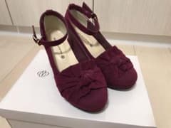 【お値下げ中】MAJESTIC LEGON リボンパンプス ボルドー色のサムネイル