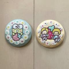 サンリオ 刺繍缶バッジ けろけろけろっぴ パティ&ジミーのサムネイル