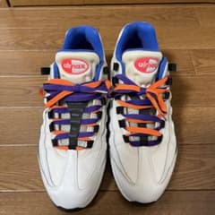 NIKEエアマックス95 エッセンシャルホワイト スニーカー 靴のサムネイル