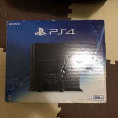 PlayStation®4 ジェット・ブラック 500GB CUH-1200A…のサムネイル