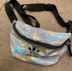adidas　ボディバックのサムネイル