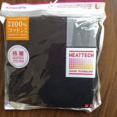 ユニクロHEATTECH EXTRA WARM 長袖Tシャツ L極暖ハイネックのサムネイル