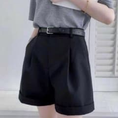 【ケイ様専用ページ】【11月末までの出品】GRLショートパンツ　at1611のサムネイル