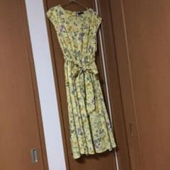 ボタニカル花柄ワンピースのサムネイル