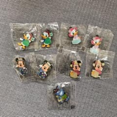 ディズニー　ピンバッジのサムネイル