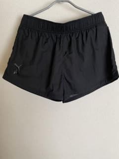 [最終値下げ]Puma ブラック ランニングショーツ Mのサムネイル