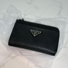 【美品】PRADA プラダ 1PP122トライアングル コインケースのサムネイル