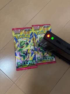 【パック】 MEGA 拡張パック ストームエメラルダ 反応のサムネイル