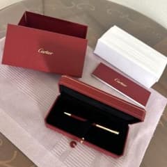 新品未使用箱入り　カルティエボールペン　サントス ドゥ カルティエ SMボルドー