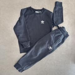 adidas originals セットアップ　110サイズ ブラックのサムネイル
