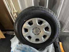 新車外し】ハイエース ダークプライムs 純正タイヤホイールセット 