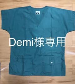 医療用スクラブ　SCRUBSのサムネイル