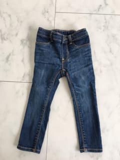 お値下げ中‼︎GAP デニムパンツ 90のサムネイル