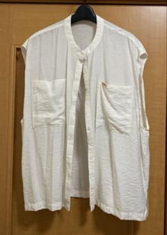【美品】java⭐️薄手ノースリーブジャケットのサムネイル