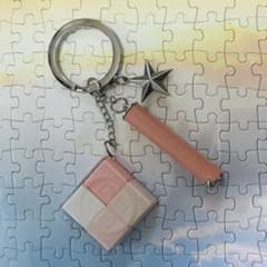 送料込◆GIVENCHY◆オリジナルキーチャーム（非売品）のサムネイル
