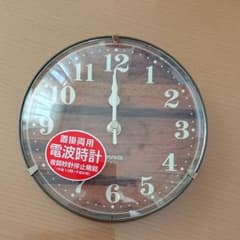 新品・未使用    電波置掛両用時計のサムネイル