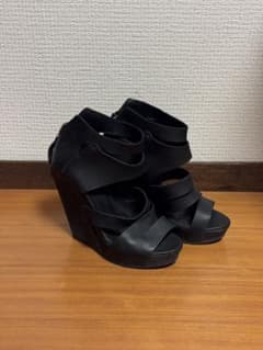 CINZIS ARRIAブラックウェッジソールシューズ