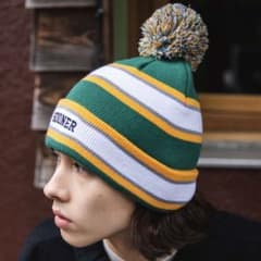 WEGO ポンポンニットキャップのサムネイル