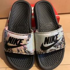 NIKE ナイキ ベナッシ サンダルのサムネイル