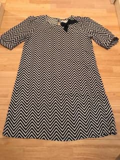 GAP KIDS  ワンピース  ＊ 新品 ＊のサムネイル