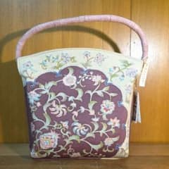 皇室御用達　OKAJIMA 岡重　正絹　和装バッグ　美品 新品タグ付！岡重 OKAJIMA バッグ 京友禅 正絹 皇室御用達 和装 ピンク