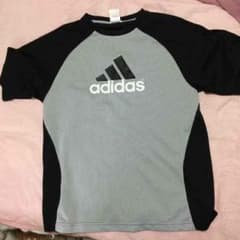 adidas Tシャツのサムネイル