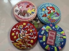 第2弾　ディズニーキャラクター刺繍ピンバッジ　4個のサムネイル