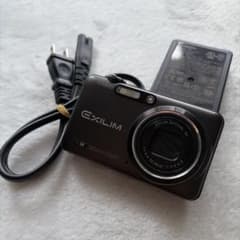 動作確認済】CASIO EXILIM EX-FC100 ブラック 充電器つき - メルカリ