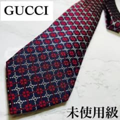 ✨未使用クラス✨GUCCI 現行　蜂刺繍　GG柄　ゴールド　ネクタイ 楽天市場】グッチ GUCCI ネクタイ GG柄 蜂 ビー ストライプ ブランド