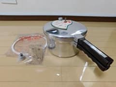【新品未使用】昭和レトロ　ヘイワ　平和　圧力鍋　PC-8.のサムネイル