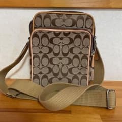 COACH コーチ ショルダーバッグのサムネイル