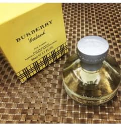 Burberry 金木犀の香水のサムネイル