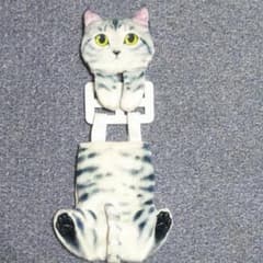 遊びにきたニャ！ぶらさがる猫のペーパーストッカー サバトラ フェリシモ猫部のサムネイル