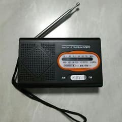 《未使用》通販生活 携帯 ラジオ …災害時に役立つ AM/FM ラジオのサムネイル