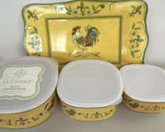 美品★Le Cadeaux メラミン製 サービングトレイ＆フードコンテナ4点 美品☆Le Cadeaux メラミン製 サービングトレイ＆フードコンテナ4点