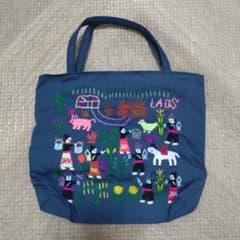 ラオス　ハンドメイド　ハンドバッグ　紺色　刺繍のサムネイル